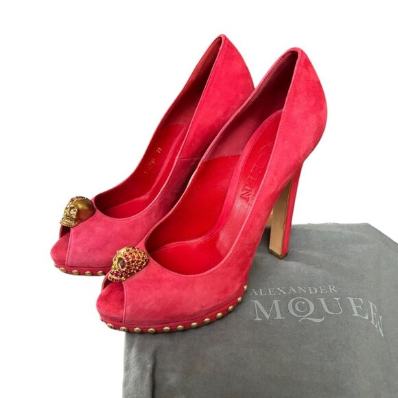 AUTHENTIC ALEXANDER MCQUEEN RED PUMPS HEELS CRYSTAL SKULL SUEDE RARE US 8/38 - Picture 3 of 7